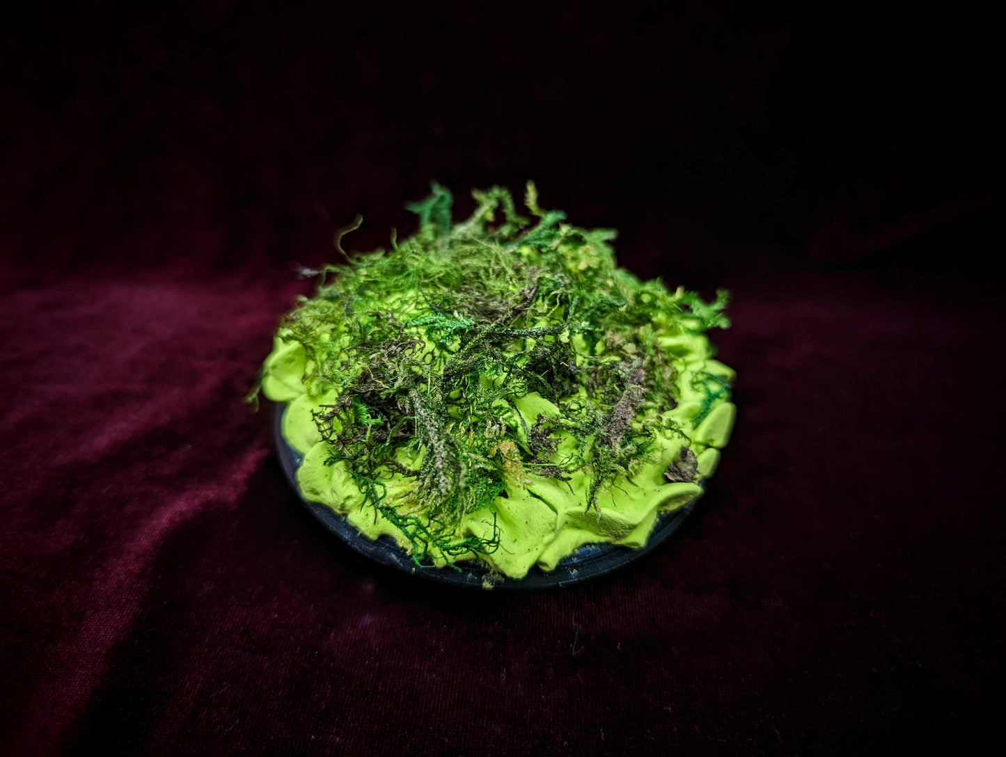 Moss Whipped Topping Lid